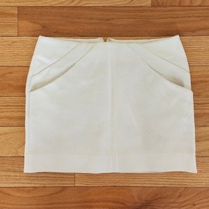 Diane von Fürstenberg ivory white mini skirt with pockets size 4